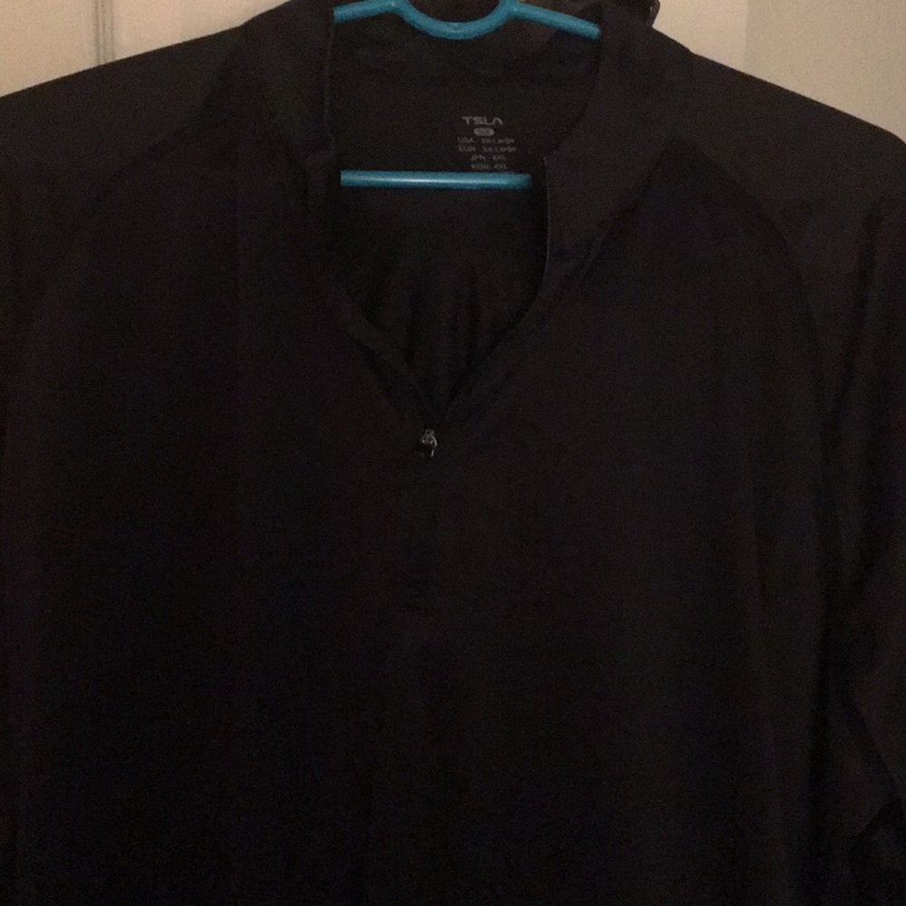 Men’s light weight pullover
